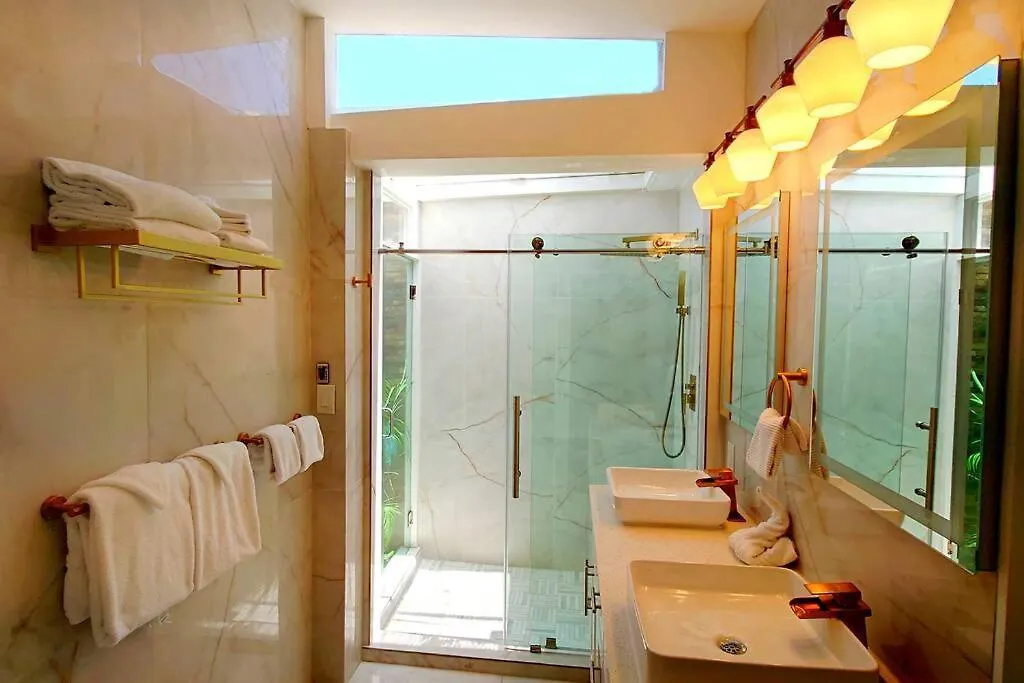 Brand New Luxury Private Pool Villa Quartz - 5 Mins Walk To #Sapphire Beach East End  Lägenhet