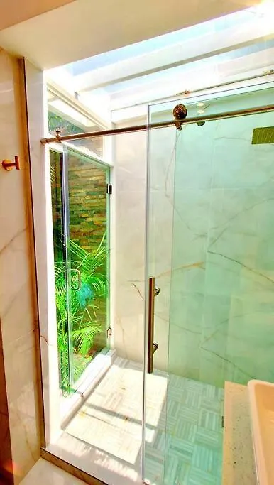 Brand New Luxury Private Pool Villa Quartz - 5 Mins Walk To #Sapphire Beach East End  0*, East End (Saint Thomas)